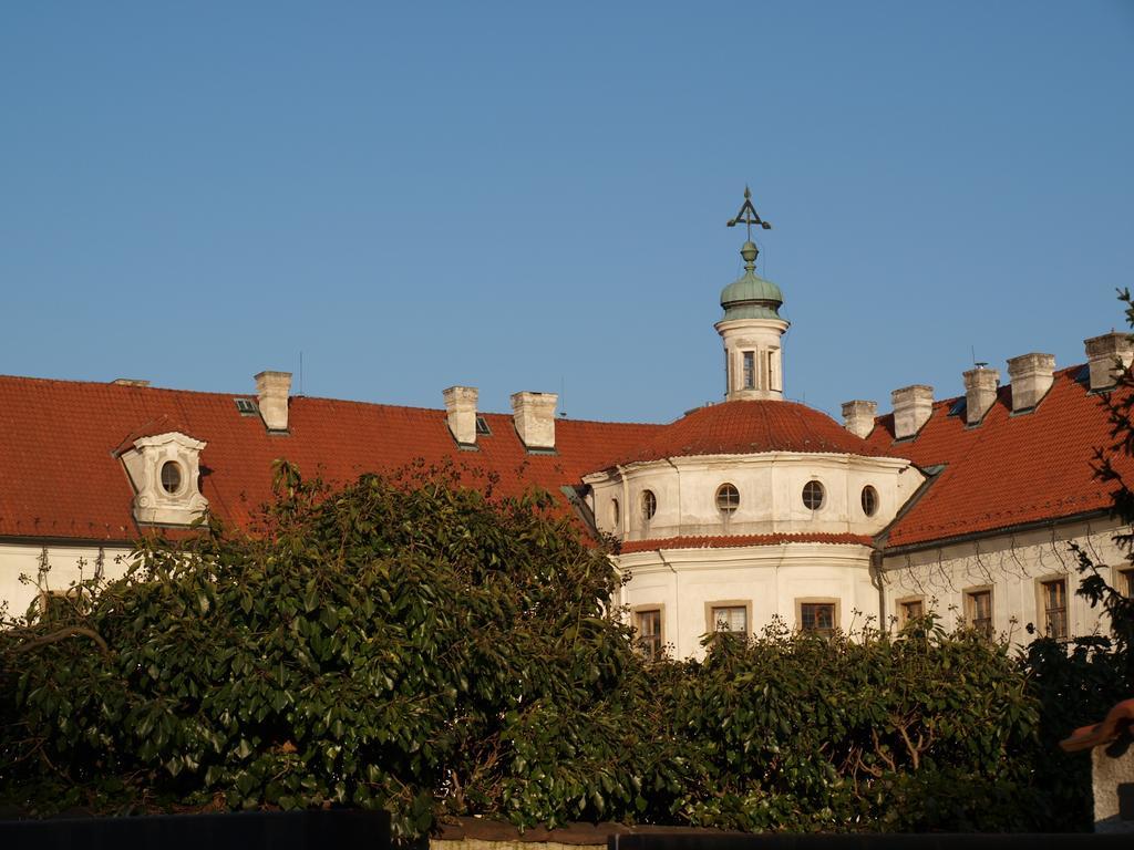 Hotel U Zvonu Kutná Hora Екстериор снимка