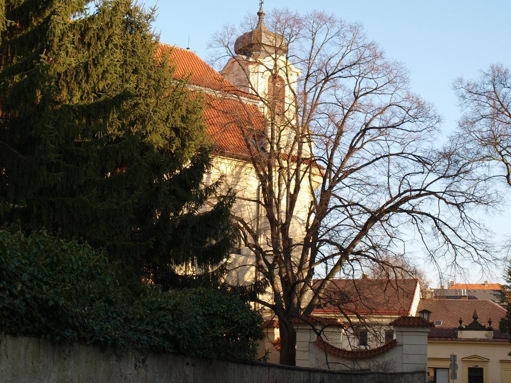 Hotel U Zvonu Kutná Hora Екстериор снимка