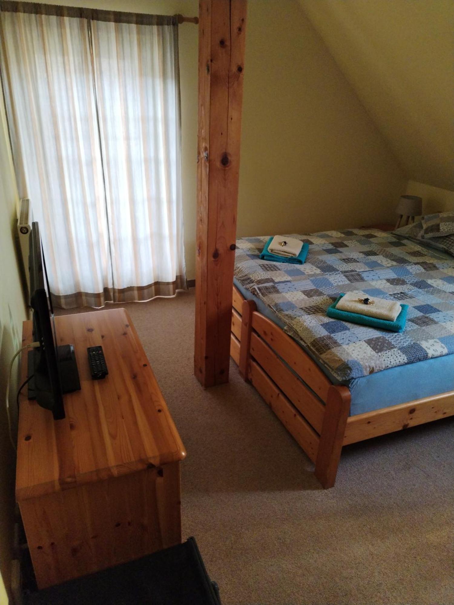 Hotel U Zvonu Kutná Hora Екстериор снимка