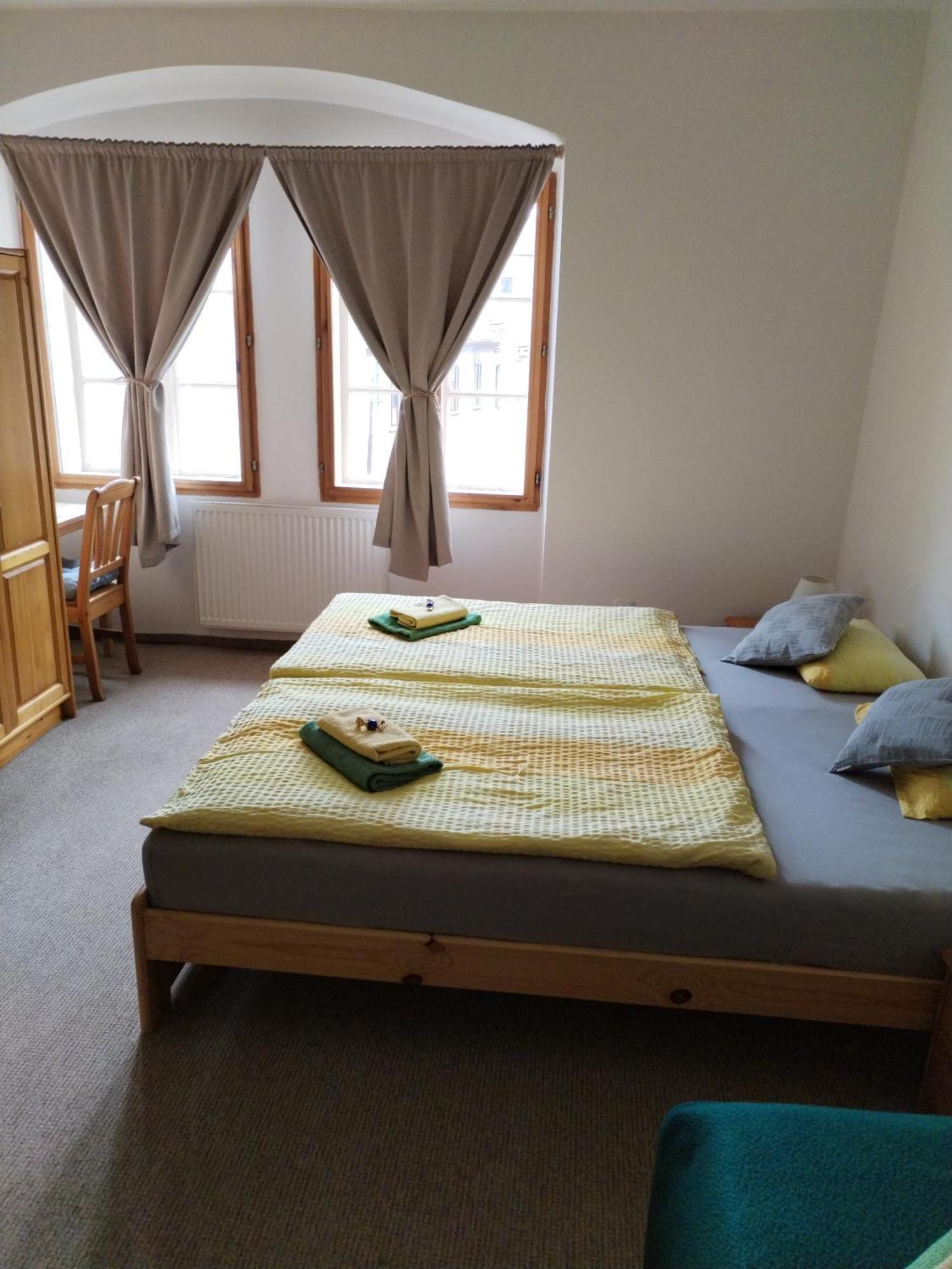 Hotel U Zvonu Kutná Hora Екстериор снимка